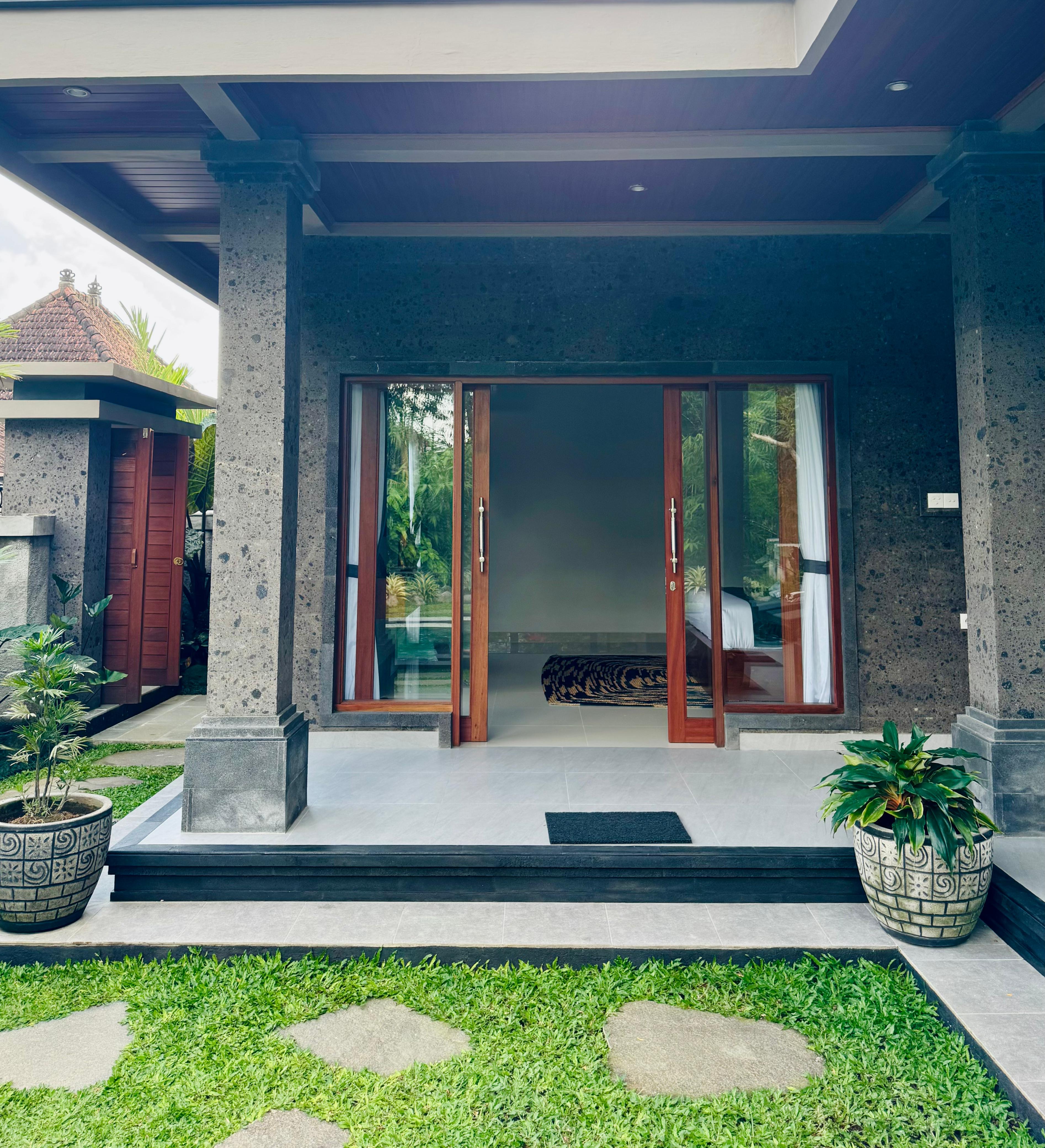 Villa 1 bed 110 in Ubud Petulu 2