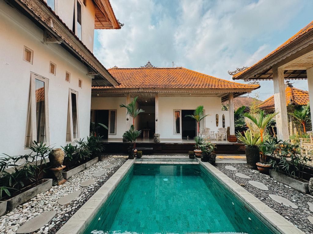 Villa 4 beds 15 in Ubud Kedewatan 1